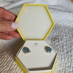 Bomb Parry "Wild Orbiting Hearts"Stud Earrings ~ NEW